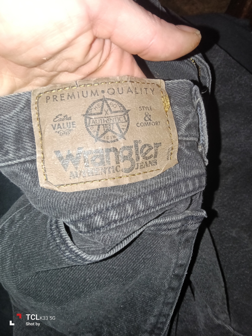 Wrangler Women's Gray High-Rise Jeans with Leather Patch
